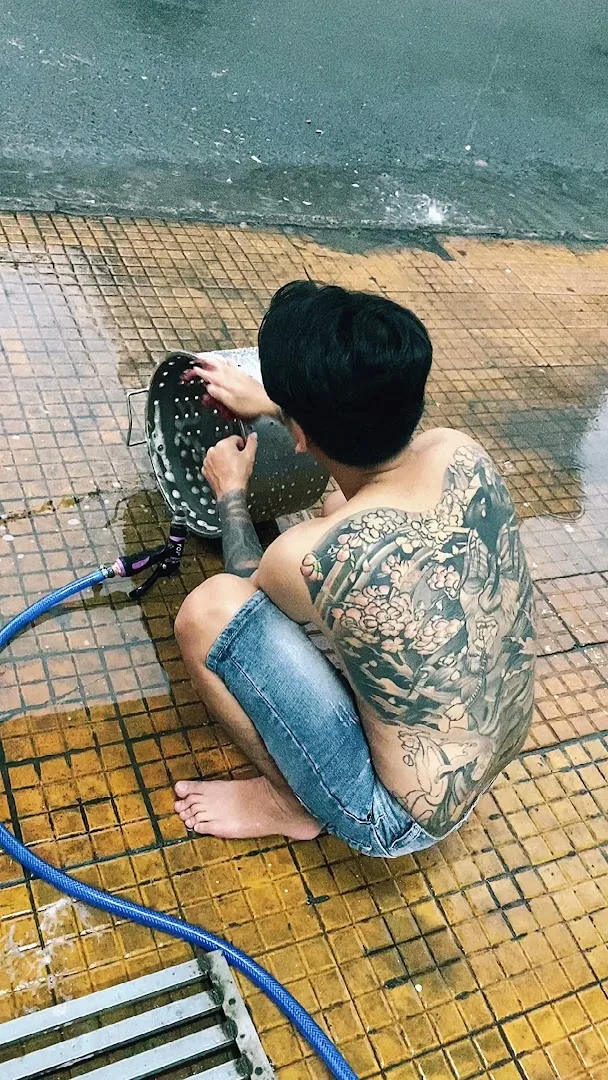 1993 TATTOO STUDIO
