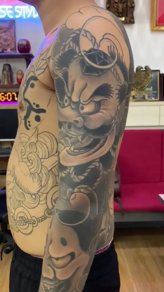 KIM TRÍ Tattoo Studio - Tiệm xăm Q12
