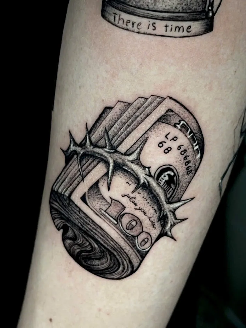 Quốc tattoo studio