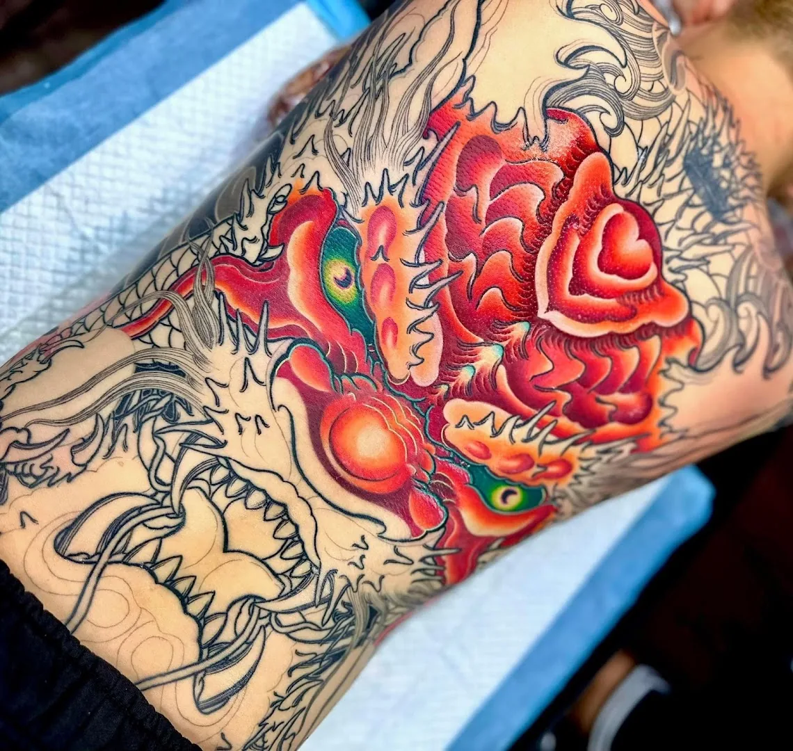 Xăm Hình Nghệ Thuật Việt Red Tattoo