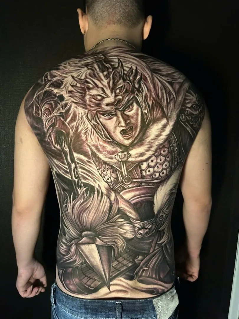 Rowena Tattoo Club