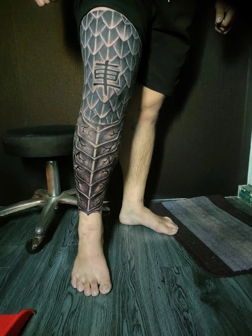 Rowena Tattoo Club