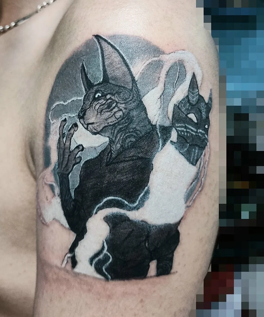 Rowena Tattoo Club