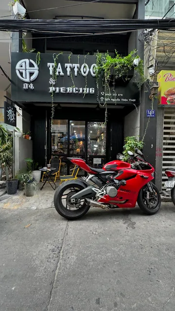 04 Tattoo Studio