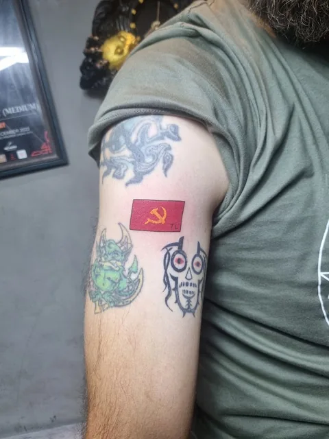 04 Tattoo Studio