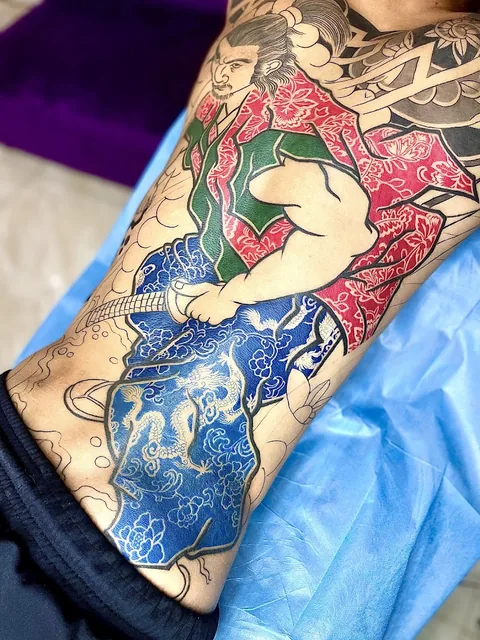 Tiệm xăm Swallow Ink Tattoo