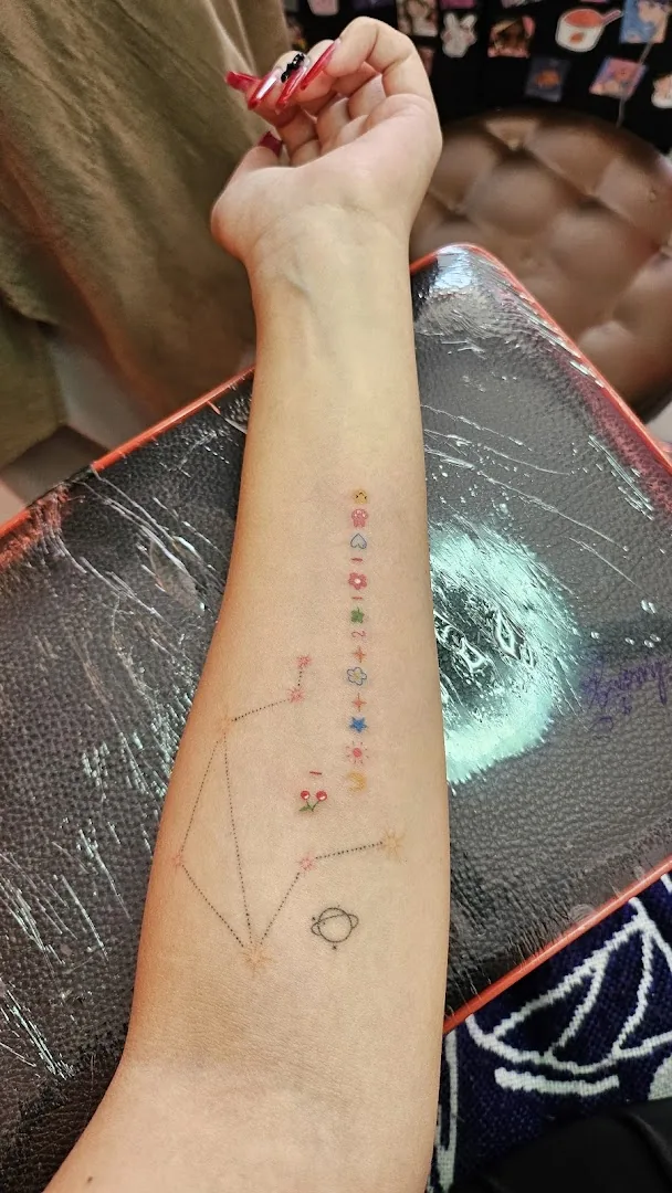 Ỉn ỉn tattoo