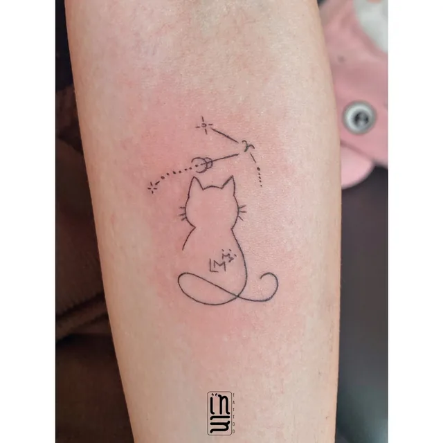 Ỉn ỉn tattoo