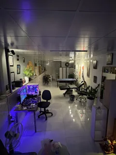 Tiệm Xăm Chữa Lành
