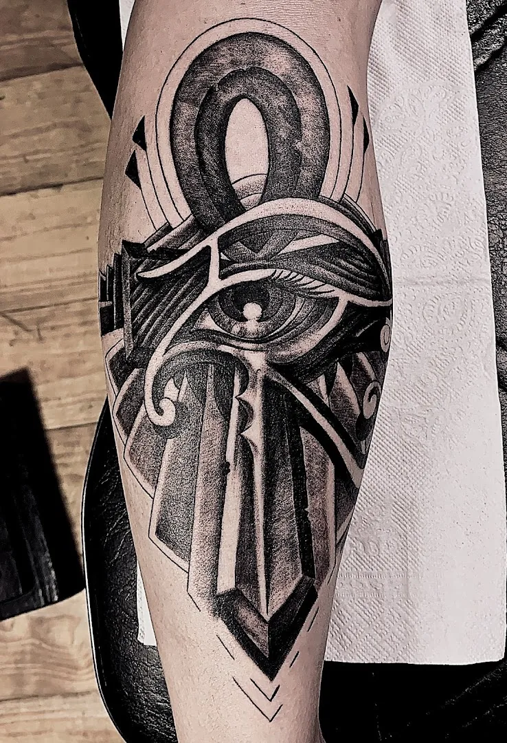 Nguyen Tattoo Studio