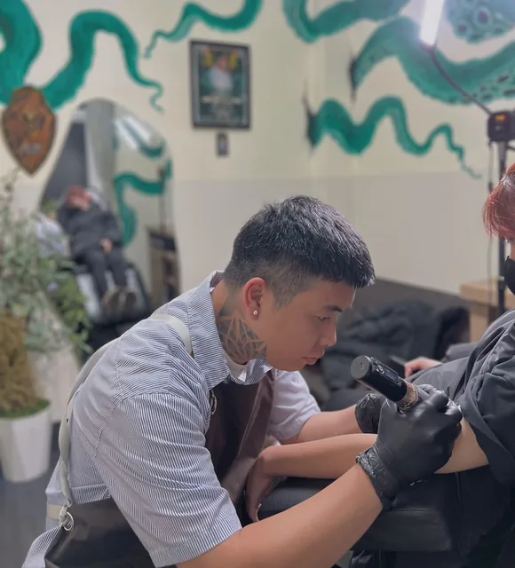Tiệm Xăm Nho Nhỏ Đà Lạt