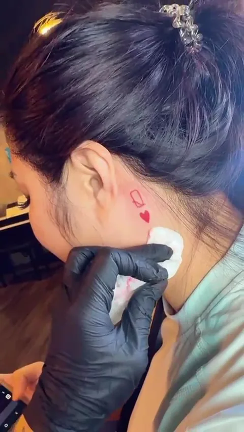 MÍT TATTOO