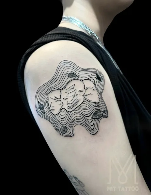 MÍT TATTOO