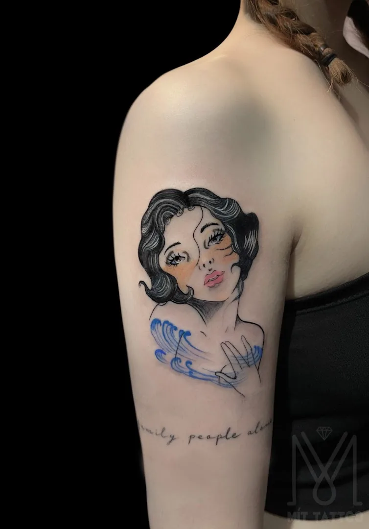 MÍT TATTOO
