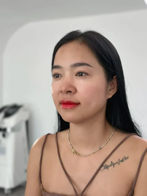 Quinnbrows - Natural Hairstroke Brows Danang