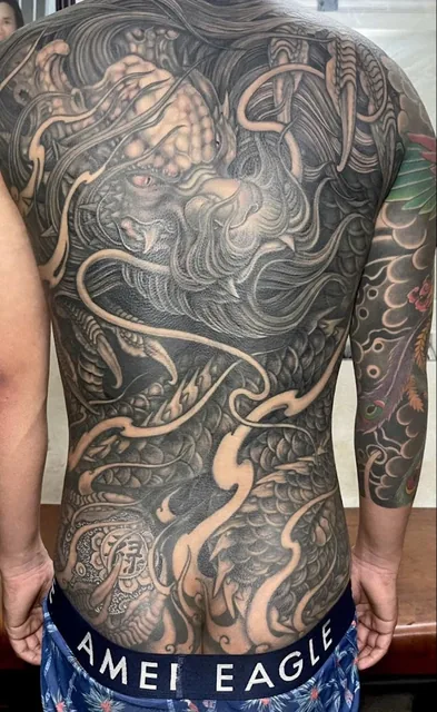 Bee Tattoo Studio