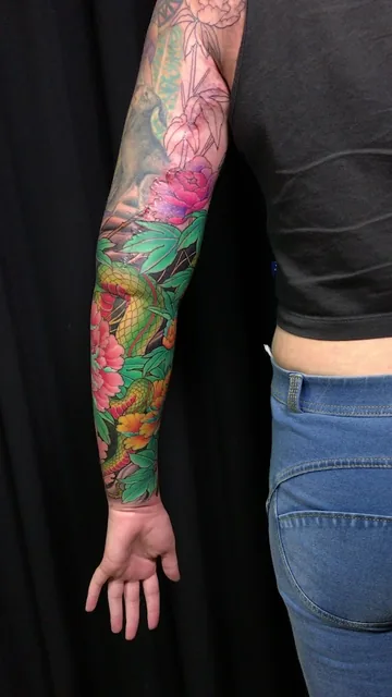 Cửa hàng xăm - Lâm Việt Tattoo Shop