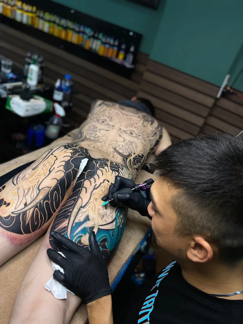 Cửa hàng xăm - Lâm Việt Tattoo Shop