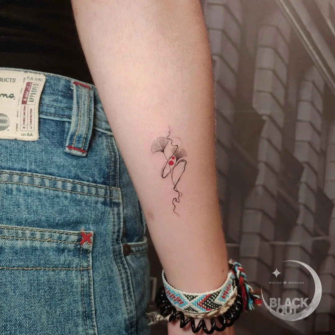 BlackOut Room Tattoo – Tattoo & Piercing Studio