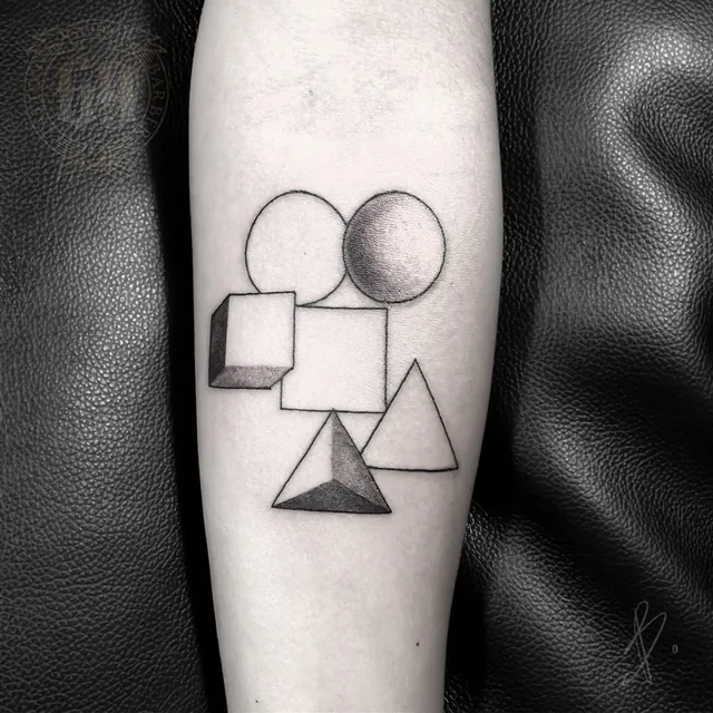B9 TATTOO STUDIO