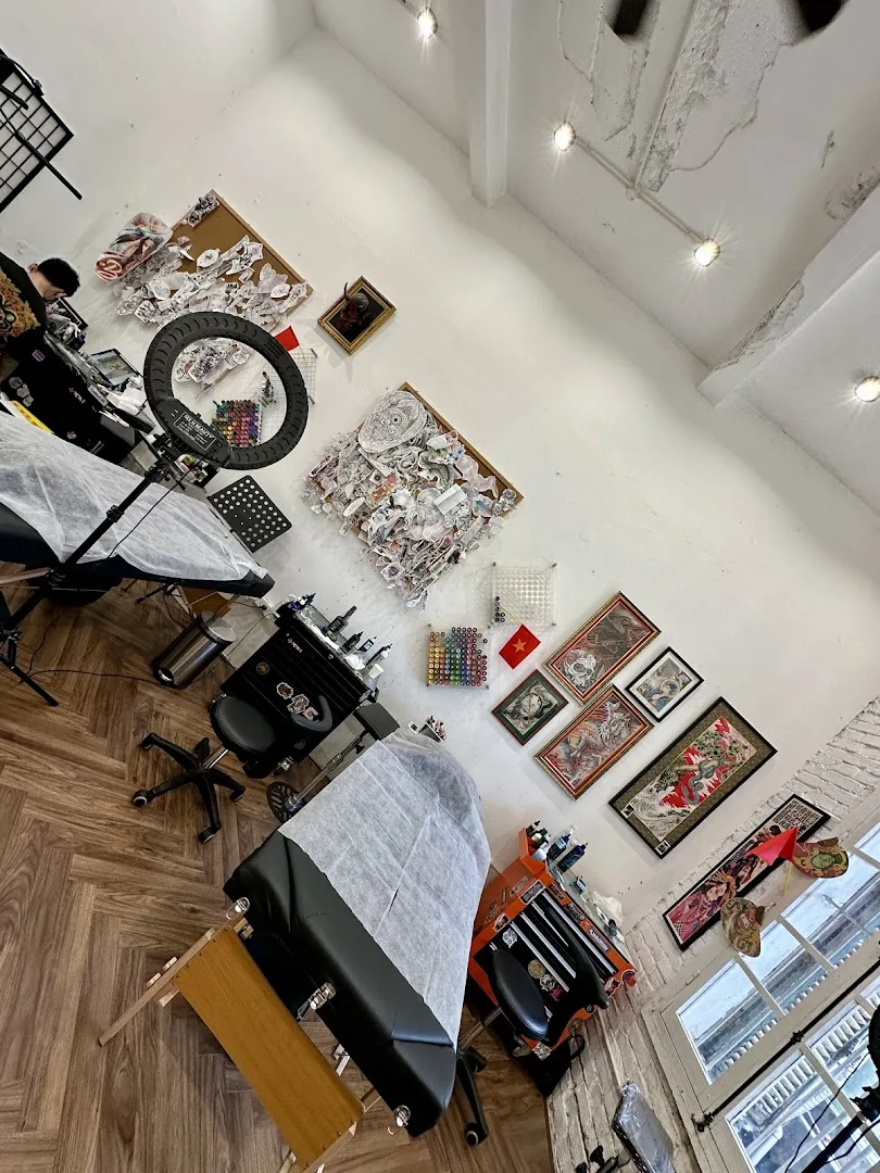 Silver Ant Tattoo Studio