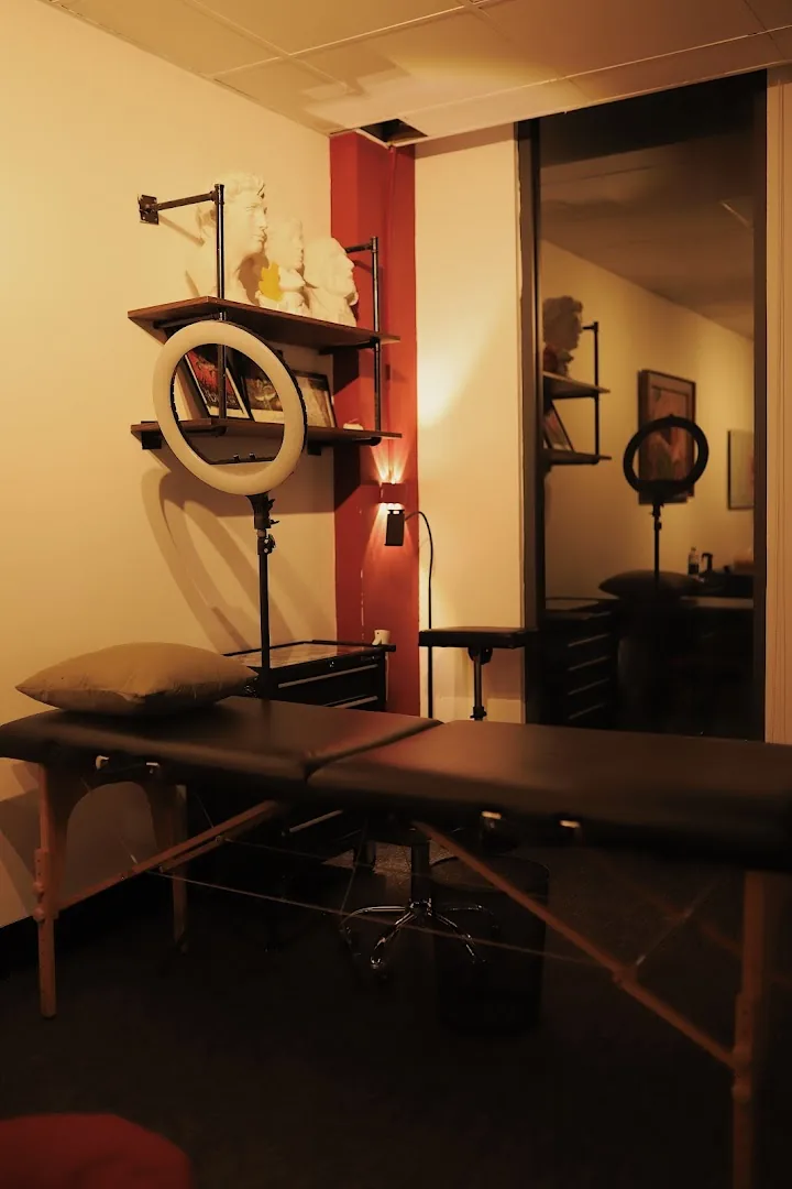 Nhà Atelier - Tattoo Studio