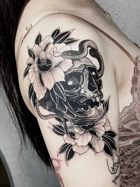 Mystique Tattoo | Tattoo Mini Tân Bình | Xăm Hình Nguyễn Phúc Chu