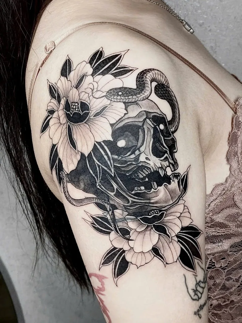 Mystique Tattoo | Tattoo Mini Tân Bình | Xăm Hình Nguyễn Phúc Chu