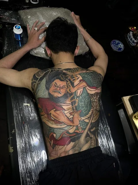 Xăm hình Hóc Môn SixTeen Tattoo